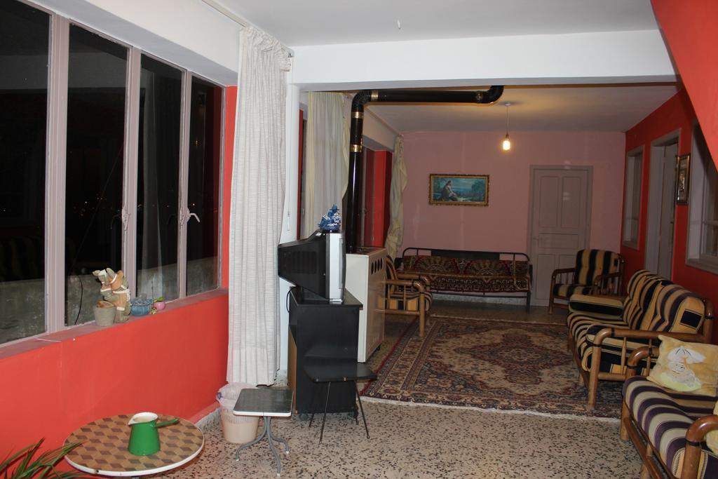 Bauhaus Motel Bcharré Buitenkant foto